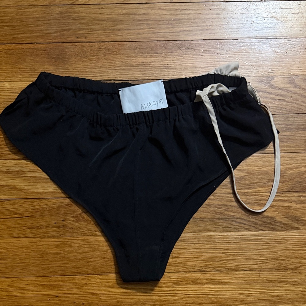 NWOT Marieyat Black Bottoms
